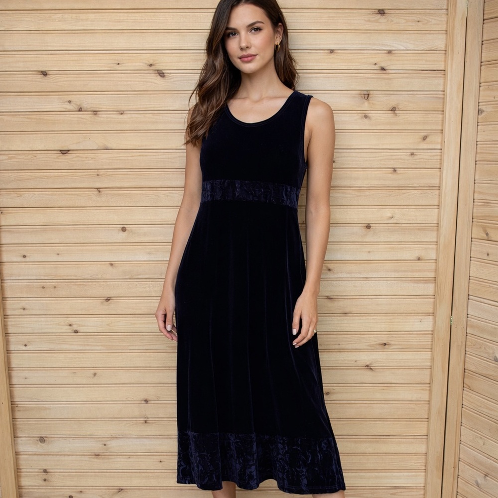Purple Plumb Worthington Dress Long Length Size 8 Velvet feel